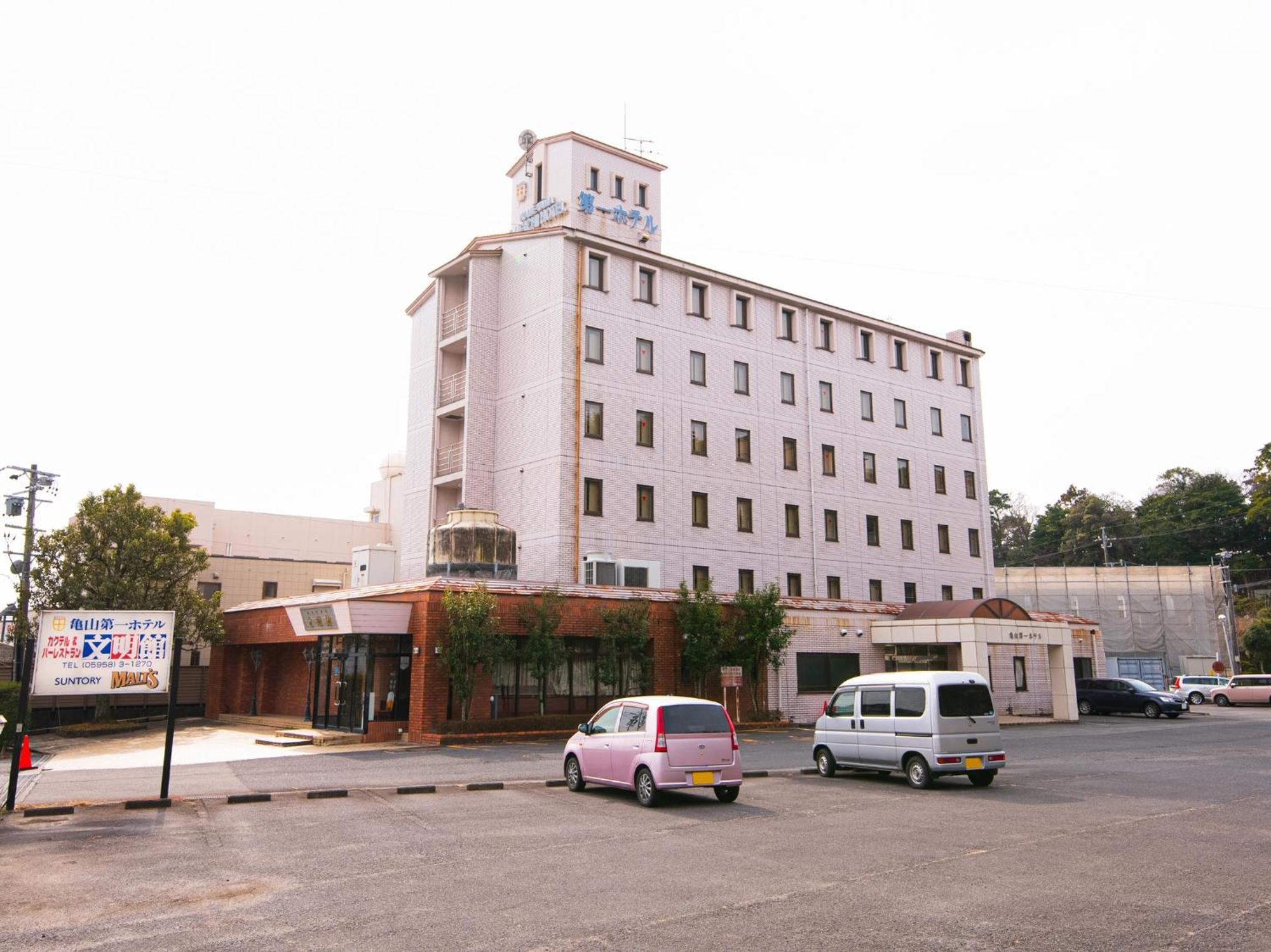 Tabist Kameyama Daiichi Hotel Bagian luar foto